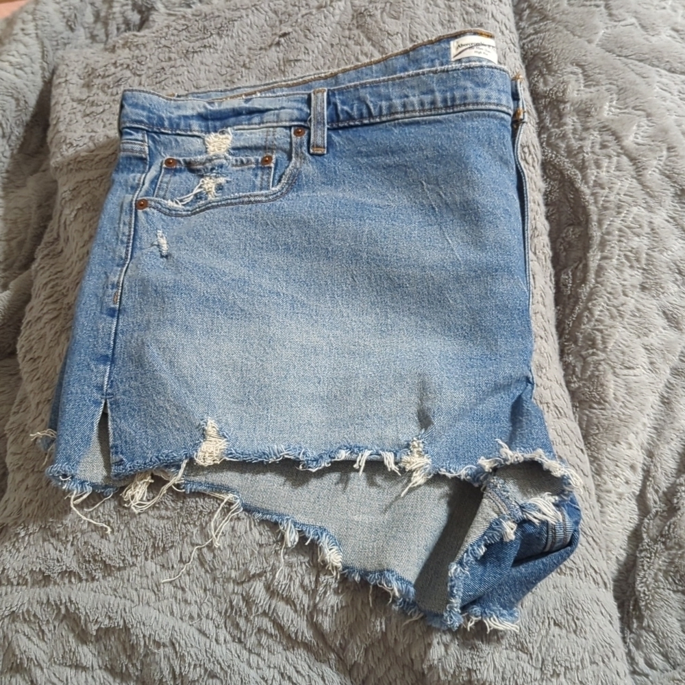High Rise Distressed Mom Shorts - Picture 6 of 9